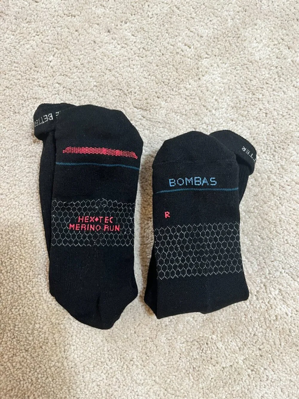 New 3-Pack BOMBAS merino wool Hex Tec Run Midweight Crew Socks Med Unisex Black